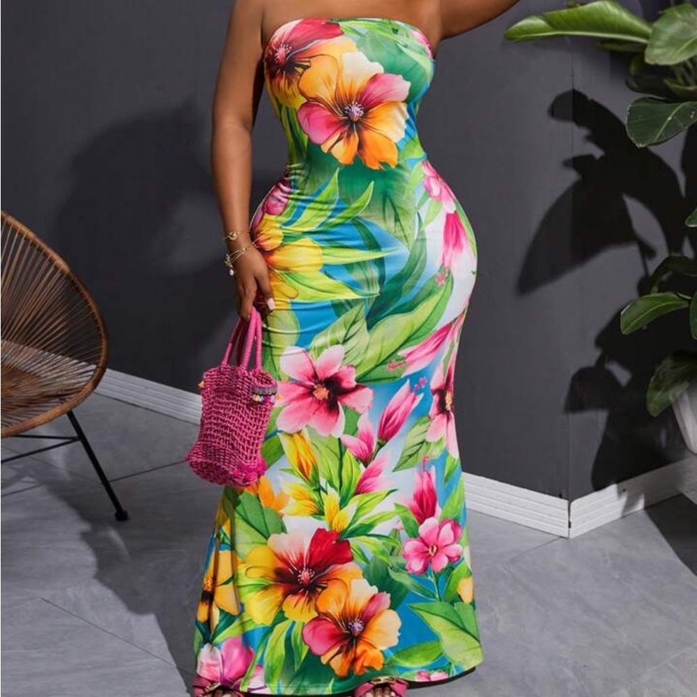 SHEIN Tropical Floral Strapless Maxi Dress in Multicolor - Picture 3 of 3